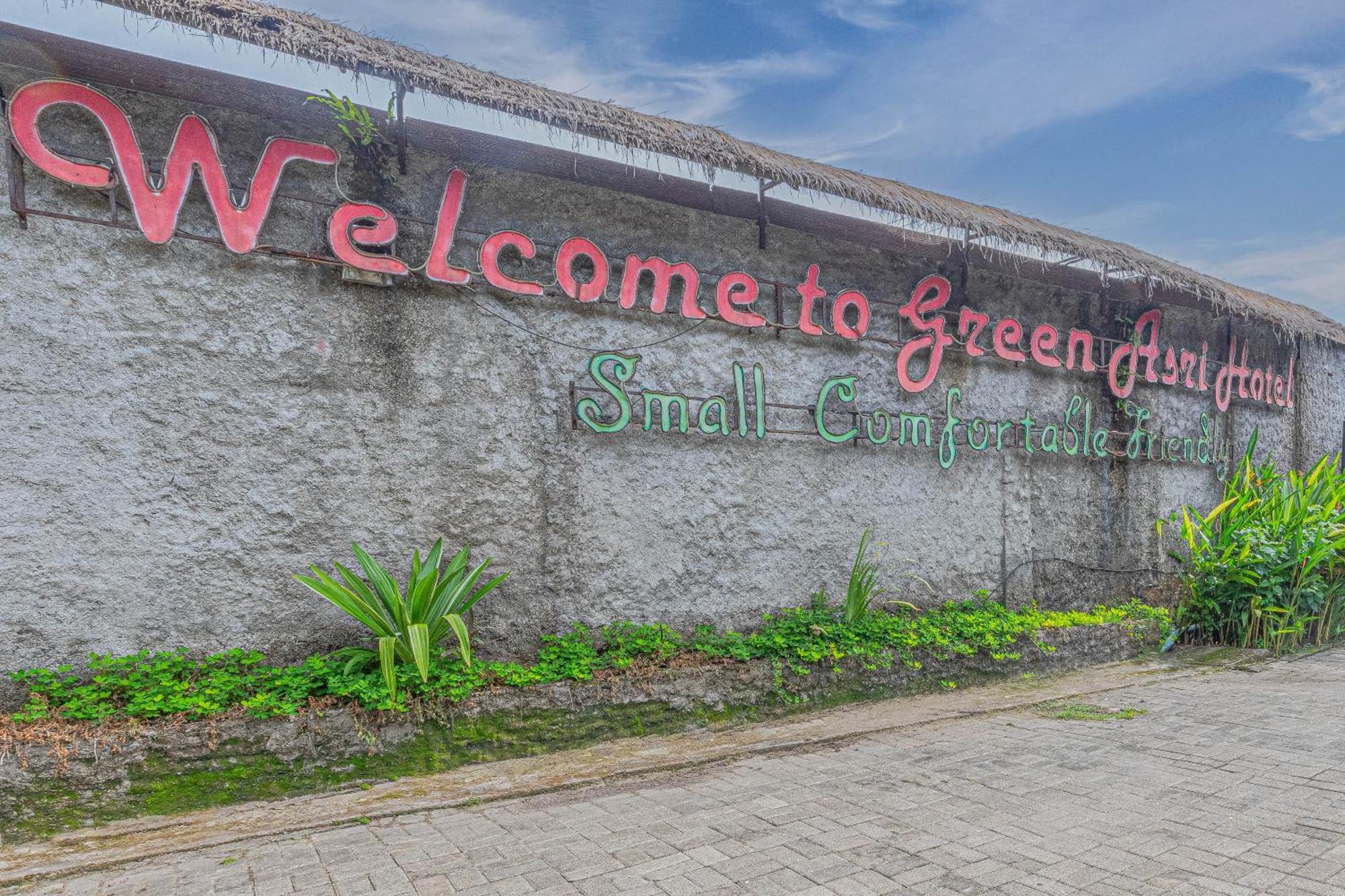 Green Asri Hotel Сенггігі Екстер'єр фото
